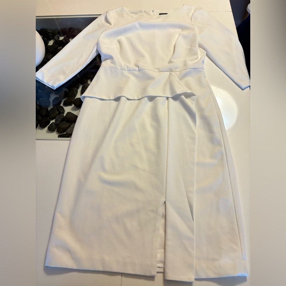 Vince Camuto- Elegant White Dress - Picture 2 of 10